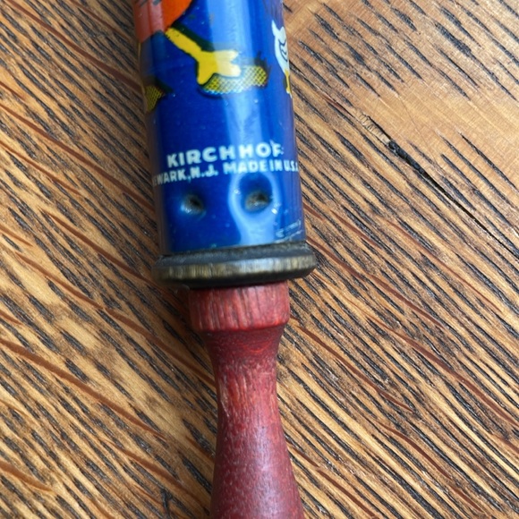 Antique Kirchhof tin toy whistle/noisemaker, nursery rhyme motif - Picture 2 of 11